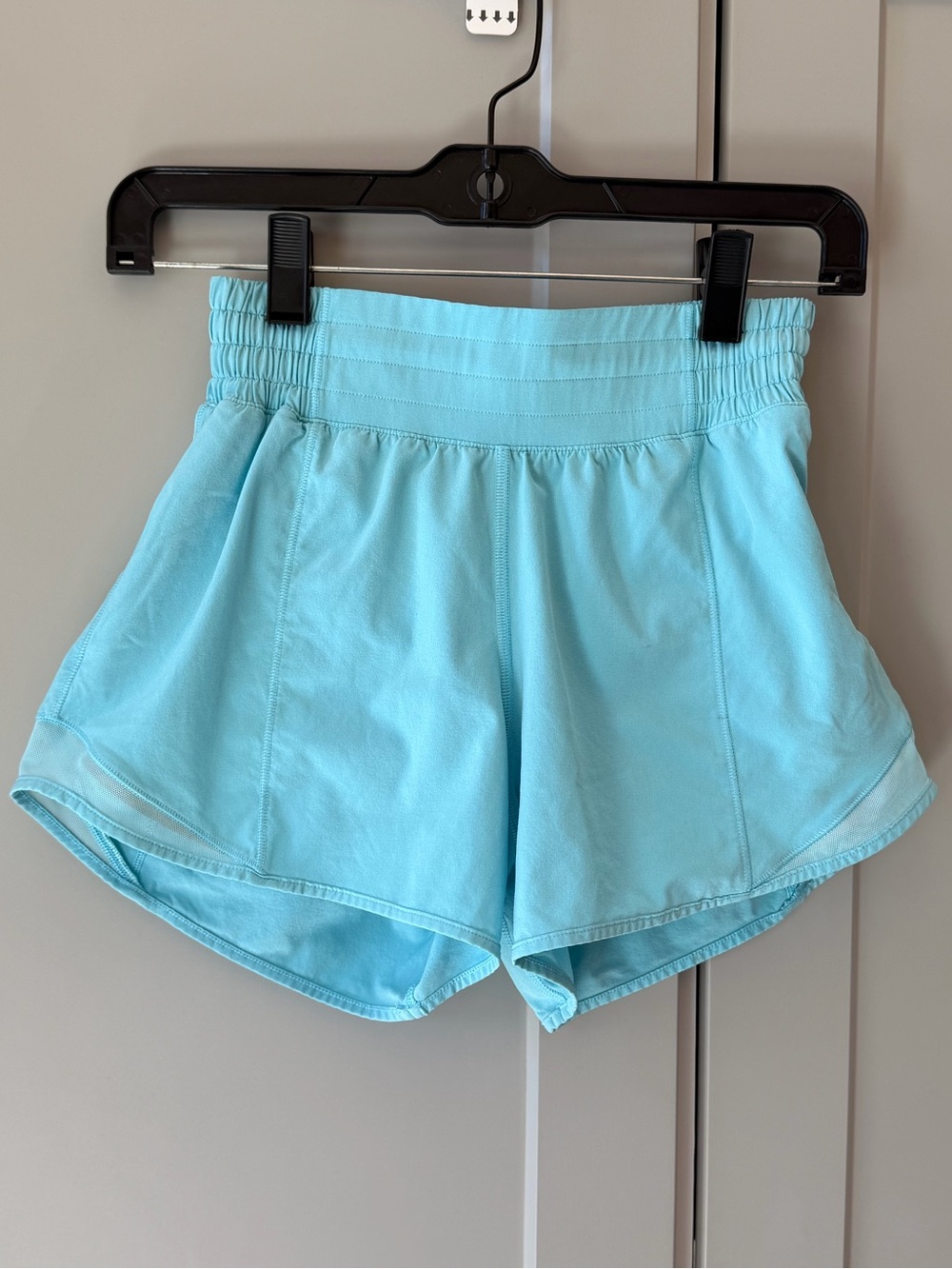 Lululemon Hotty Hot High-Rise Lined Short 4" Blue Chill